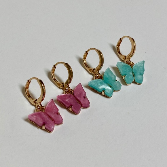 2 Piece Butterfly Charm Drop Earrings - Picture 2 of 8